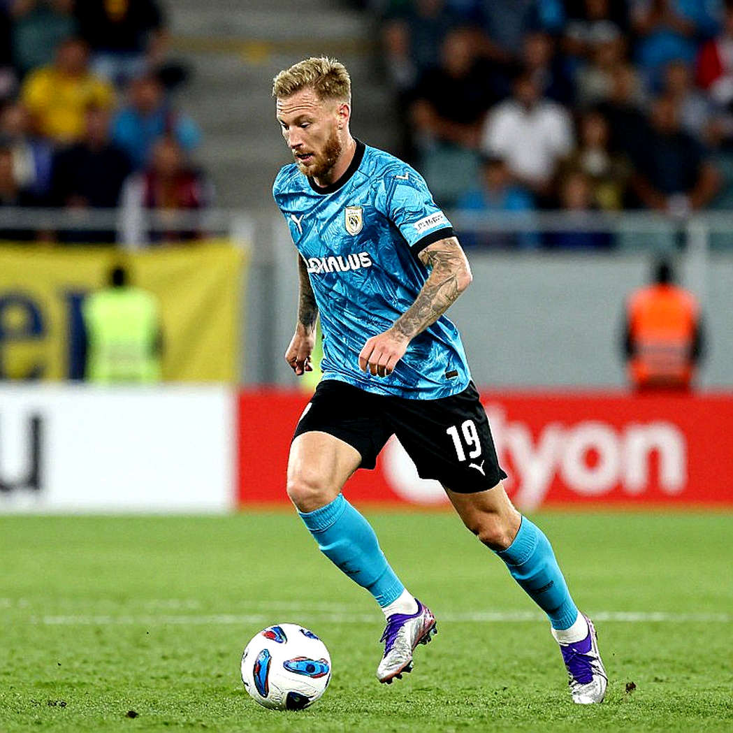V.League và nghịch lý nhịp độ: Khi cái nóng viết lại mọi chỉ số pressing