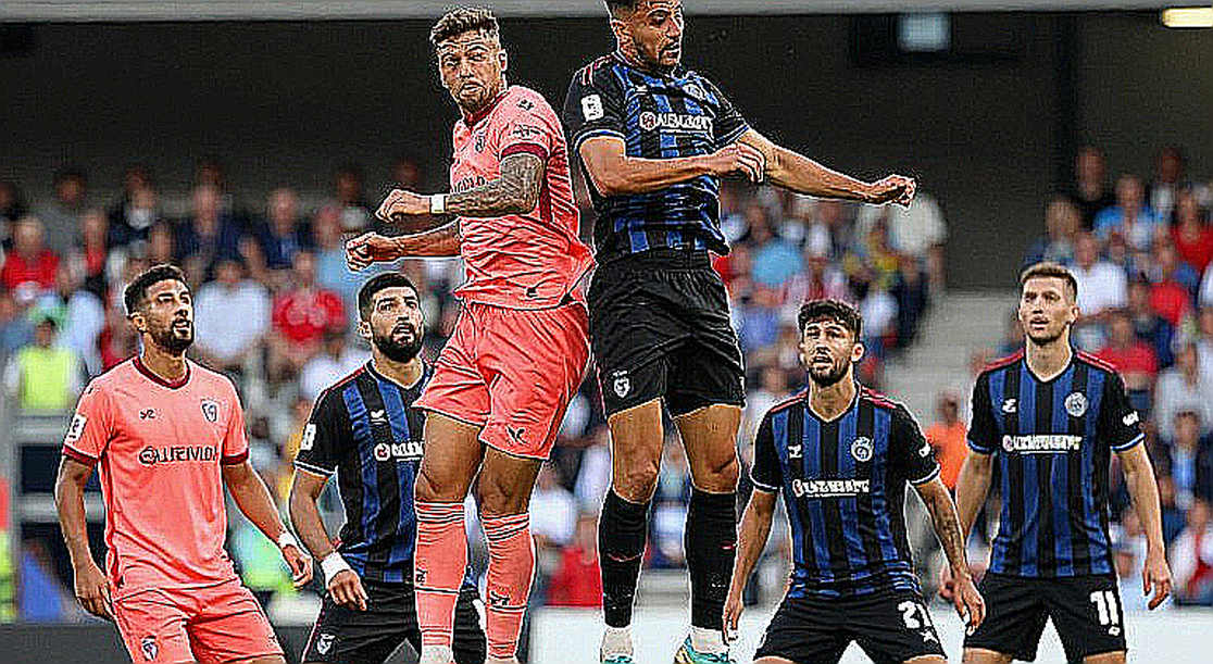 Khi huấn luyện viên chọn Roma để né Villarreal: Nghệ thuật đọc tín hiệu giữa tiếng ồn kỳ chuyển nhượng