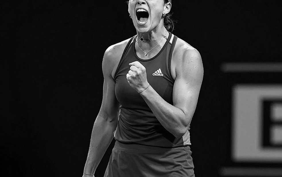 Billie Jean King Cup: Muchova gieo nhịp, Noskova khép cửa — Séc chạm cánh cửa danh hiệu thứ 12