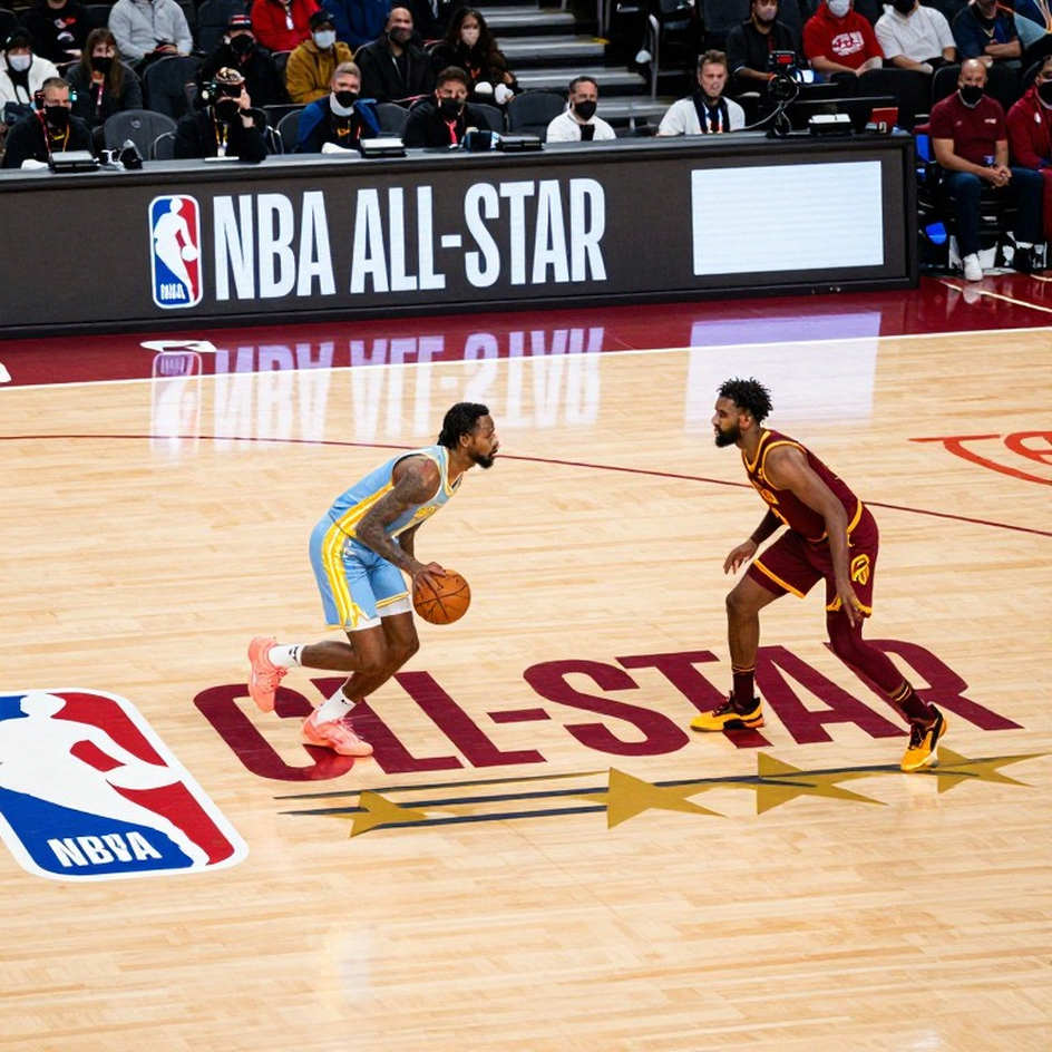 Adem Bona, câu khen của HLV Sixers và bài học đọc tin giữa kỳ chuyển nhượng