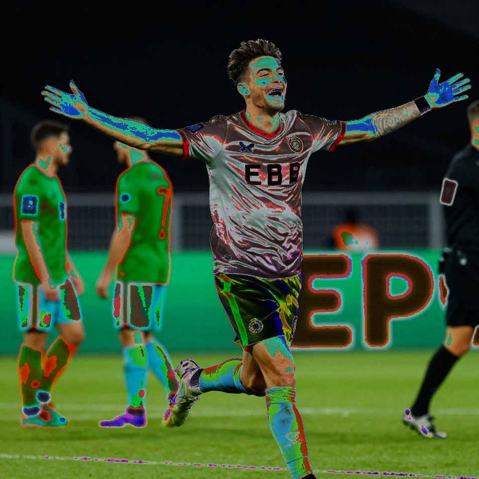 Cánh tay Carranza, tiếng gọi từ phòng VAR và một đêm Liga MX tự vấn