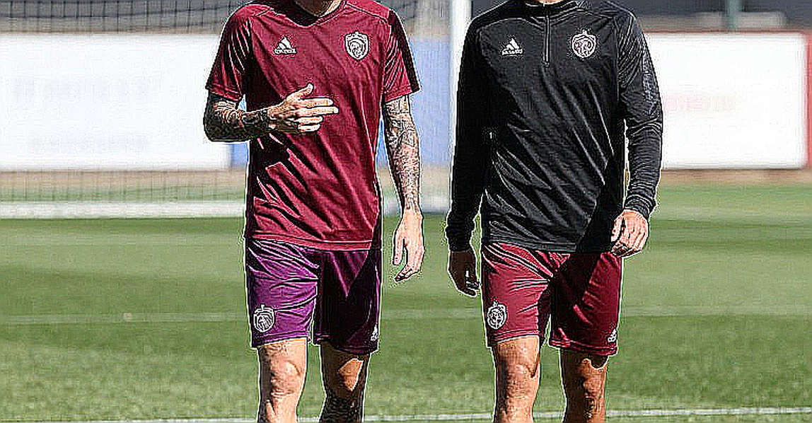 Simeone Meets Mourinho Again: When Both Turn Back, and the Number Nobody Dares to Face Simeone Meets Mourinho Again: When Both Turn Back, and the Number Nobody Dares to Face
