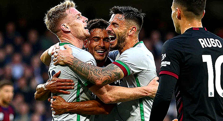 Raphinha and the Silent Revolution: Barcelona Turned a Winger into a Leading Striker Raphinha and the Silent Revolution: Barcelona Turned a Winger into a Leading Striker