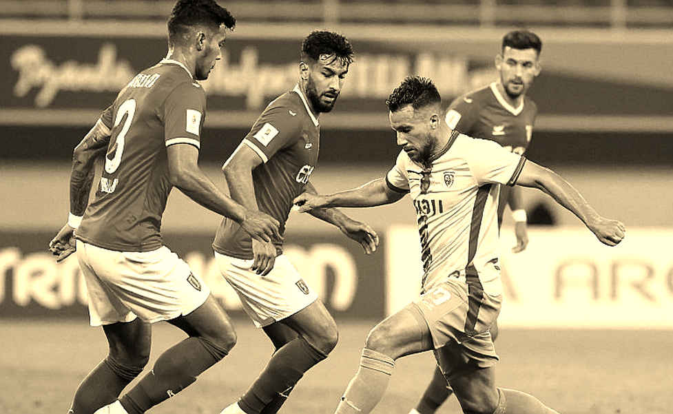 Chung kết Copa Libertadores 2026: Muslera trở về Centenario, Palmeiras mang theo bóng ma của chính mình