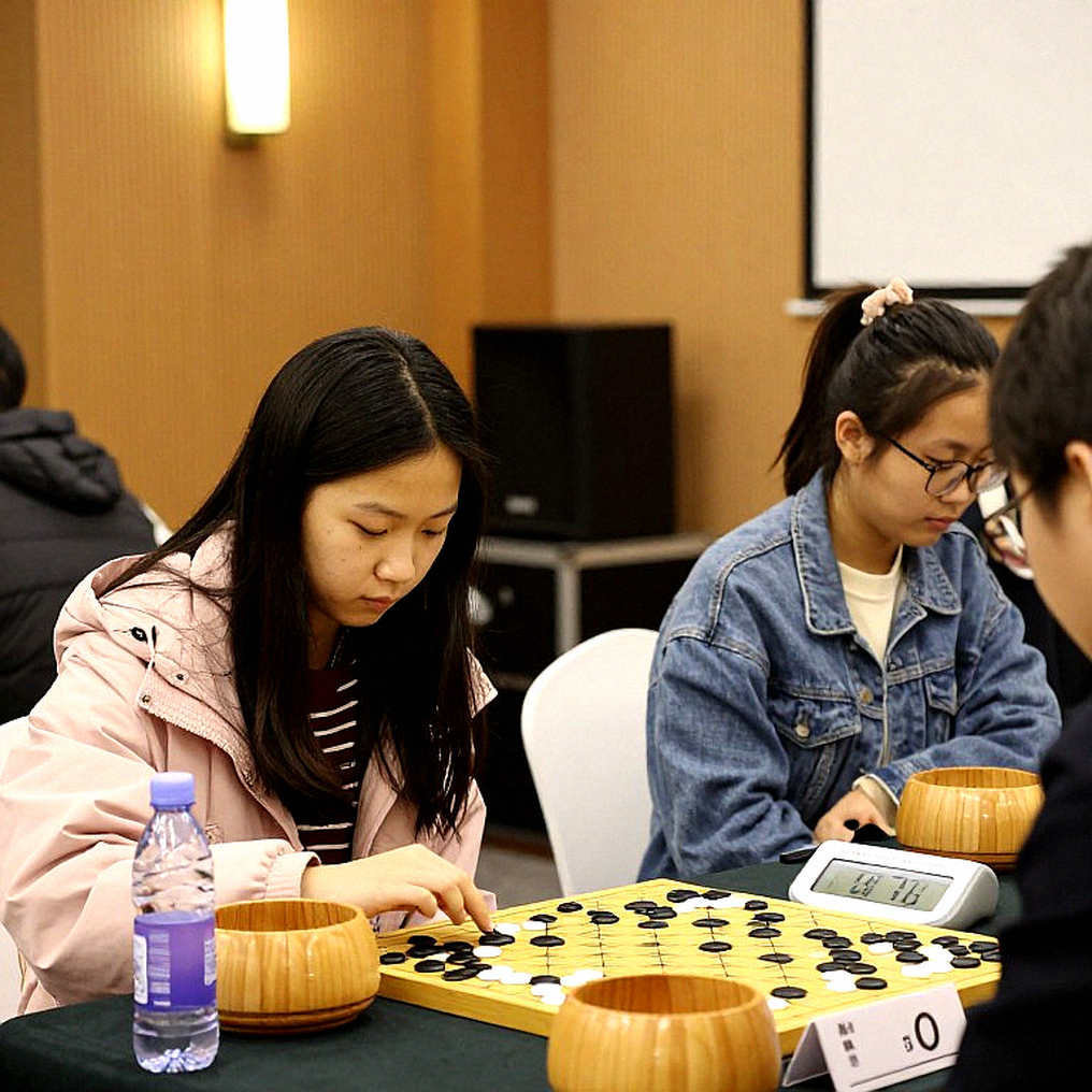 Nhãn FIDE Tháng 10 Năm 2026 Và Bài Học Scotch: Khi Dữ Liệu Bị Thay Thế Bằng Lời Quảng Cáo