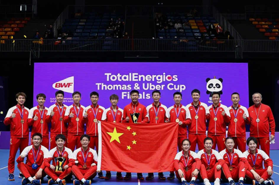 Nguyễn Thùy Linh vô địch quốc gia lần thứ chín: 21-11, 21-8 và khoảng trống sau ngôi vương