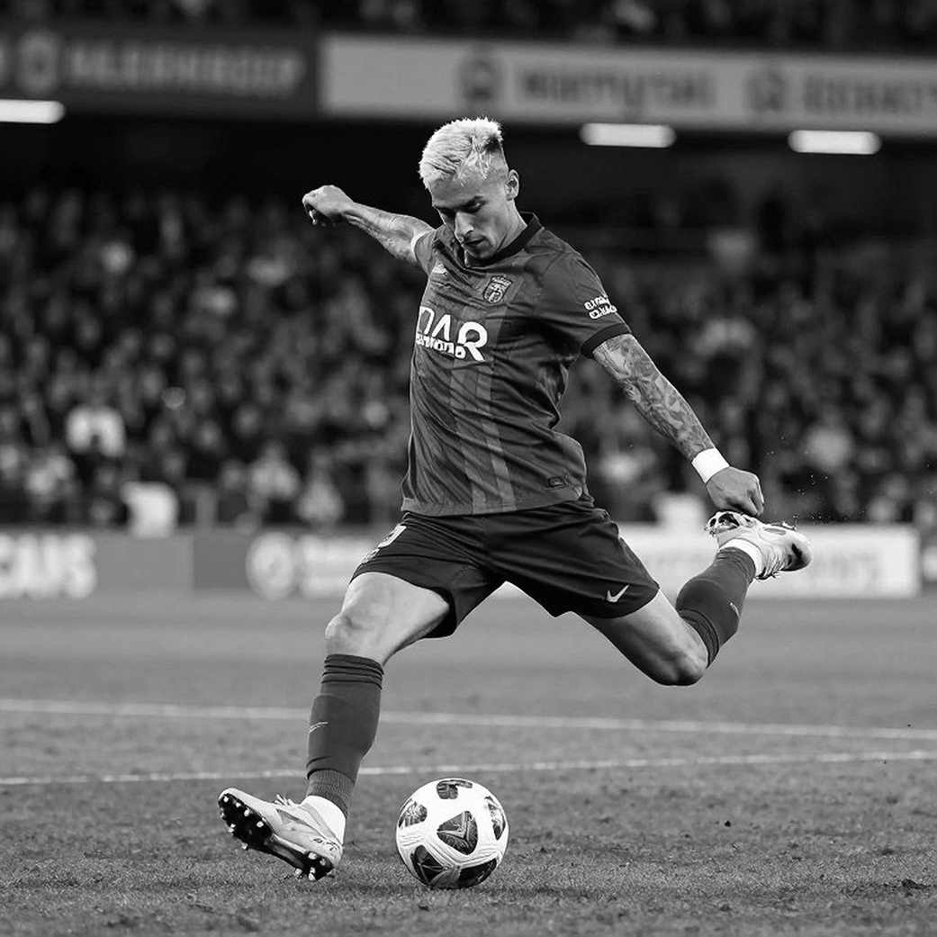 Zidane's France: 23 Names, Five Debuts and a Gamble on the Left Flank Zidane's France: 23 Names, Five Debuts and a Gamble on the Left Flank