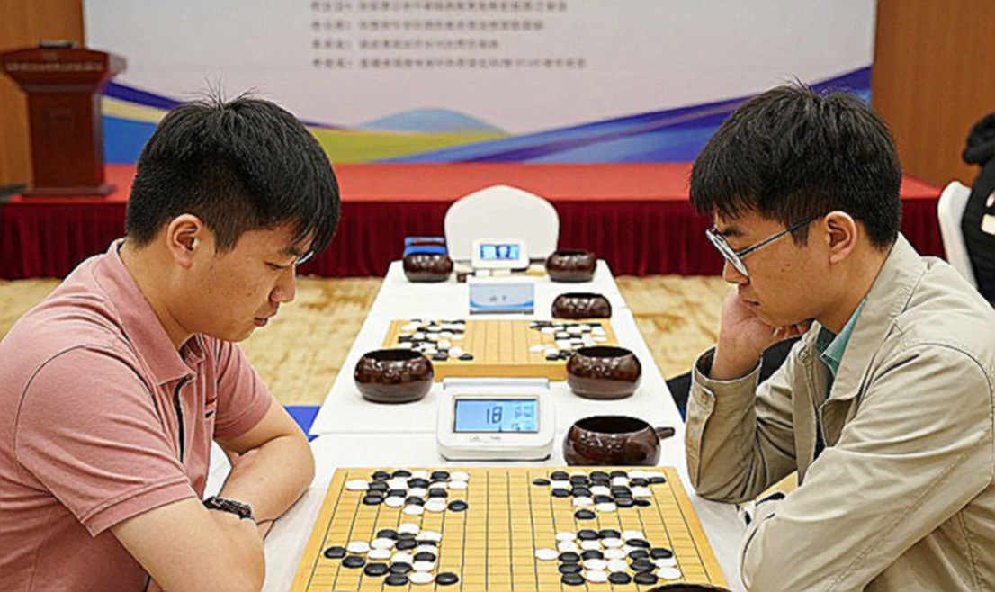 Nước Voi 2...d5: một quân tốt đổi lấy thời gian suy nghĩ của đối thủ Nước Voi 2...d5: một quân tốt đổi lấy thời gian suy nghĩ của đối thủ
